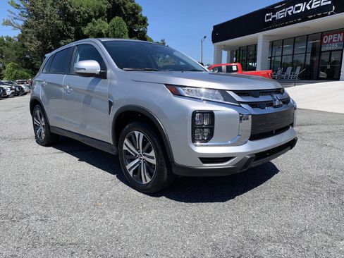 New 2025 Mitsubishi Outlander Sport ES image 1