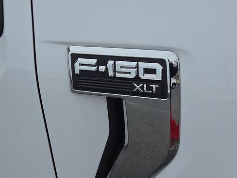 Used 2023 Ford F150 XLT image 7