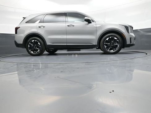 New 2026 Kia Sorento S AWD/4WD image 29