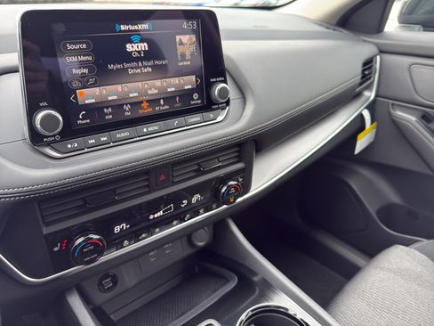 New 2026 Nissan Rogue SV image 21