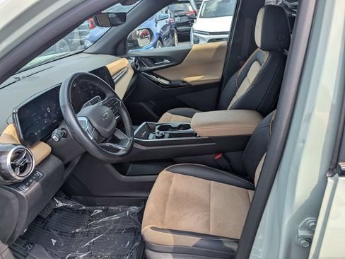 Used 2025 Chevrolet Equinox ACTIV w/ Safety and Technology Package AWD/4WD image 36