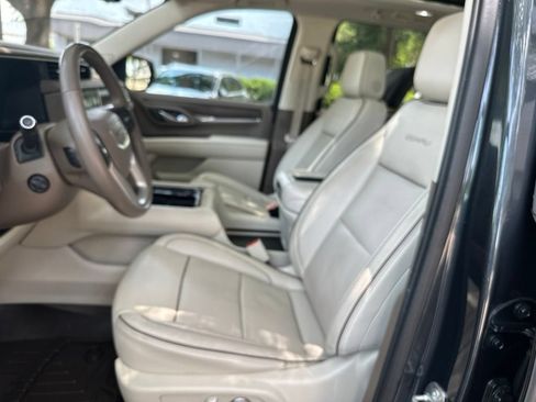 Used 2021 GMC Yukon XL Denali w/ Denali Ultimate Package AWD/4WD image 21