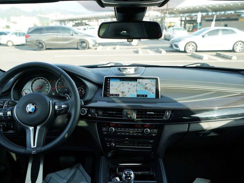 Used 2018 BMW X6 M w/ Executive Package image 21