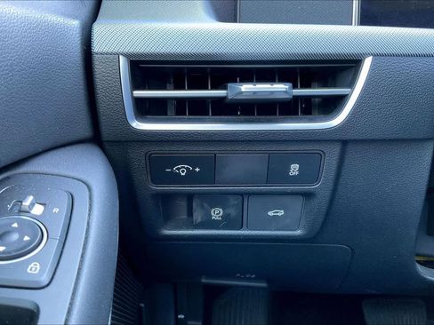 Used 2025 Hyundai Sonata SEL FWD image 33
