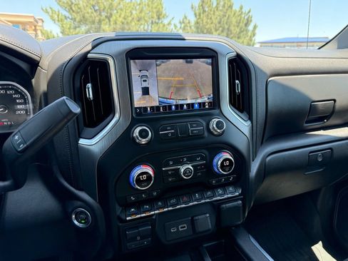 Used 2021 GMC Sierra 1500 Denali w/ Denali Ultimate Package AWD/4WD image 35