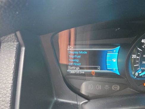 Used 2017 Ford Expedition Limited w/ Equipment Group 301A RWD image 15