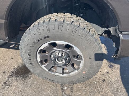 Certified 2024 Ford F250 Lariat w/ Tremor Off-Road Package image 54