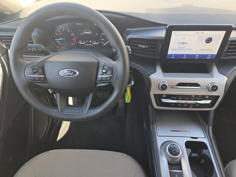 Used 2021 Ford Explorer 2WD image 26