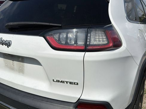Used 2019 Jeep Cherokee Limited AWD/4WD image 11