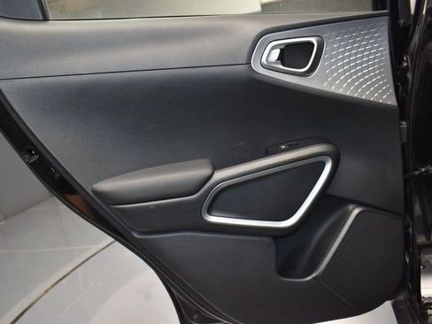 Certified 2020 Kia Soul LX FWD image 15