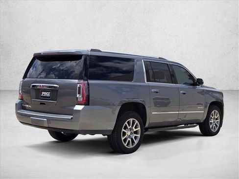 Used 2019 GMC Yukon XL Denali RWD image 5