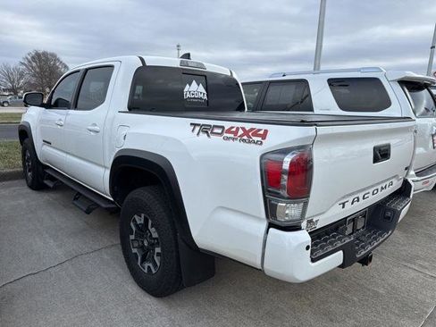 Certified 2023 Toyota Tacoma TRD Off-Road image 9