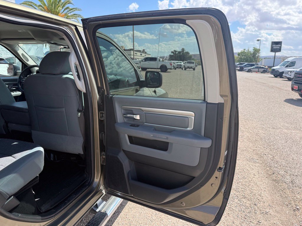 Used 2015 RAM 1500 Big Horn AWD/4WD image 23