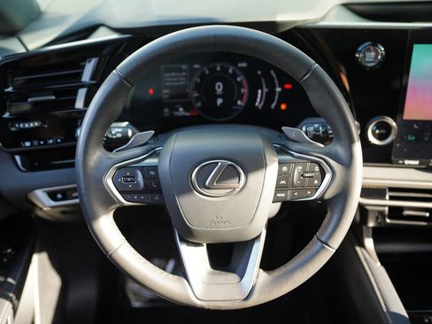 Used 2024 Lexus RX 350 FWD w/ Technology Package image 27