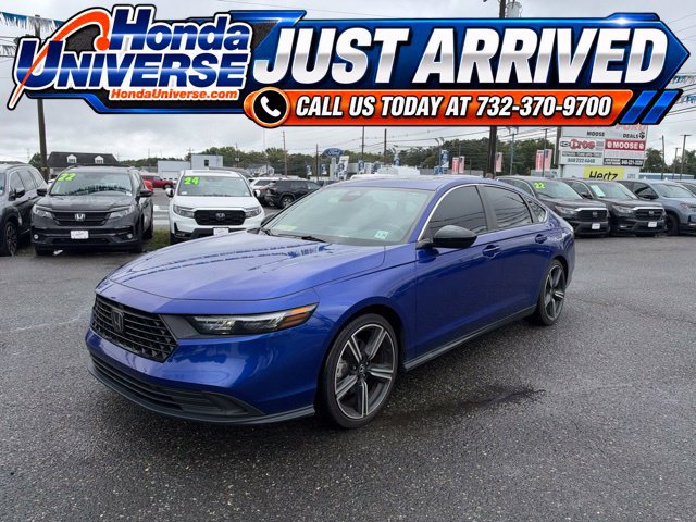 Used 2024 Honda Accord Sport image 1