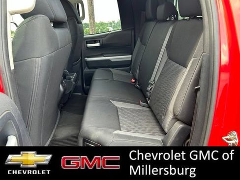Used 2016 Toyota Tundra SR5 w/ SR5 Upgrade Package AWD/4WD image 25