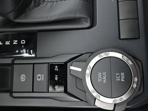 New 2025 Toyota Tacoma SR5 image 17