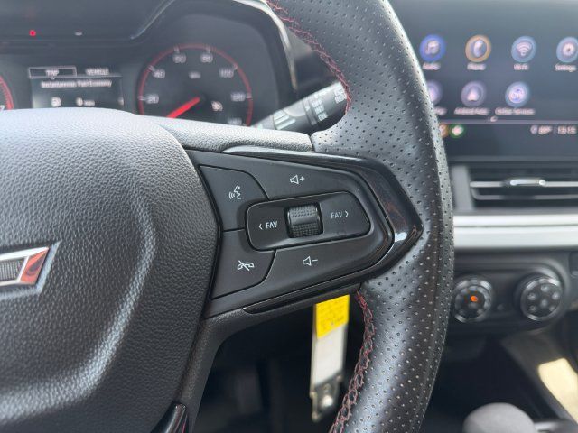 Used 2025 Chevrolet Trax RS w/ Driver Confidence Package FWD image 25