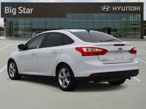 Used 2014 Ford Focus SE image 3