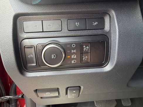 Used 2023 Ford F250 Lariat w/ Lariat Ultimate Package AWD/4WD image 14