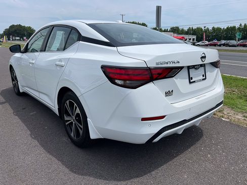 Used 2021 Nissan Sentra SV FWD image 3
