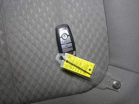 Used 2022 Ford Escape SE w/ SE Sport Appearance Package AWD/4WD image 40