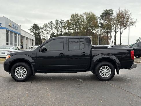 Used 2019 Nissan Frontier SV image 7
