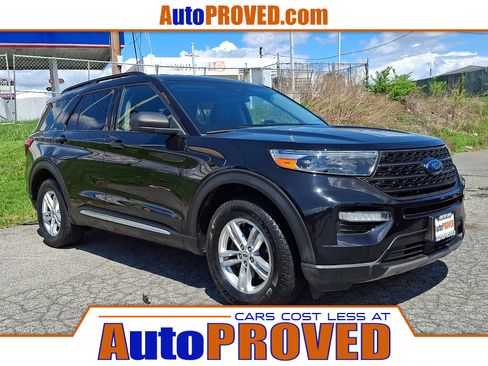 Used 2020 Ford Explorer XLT w/ Equipment Group 202A image 1