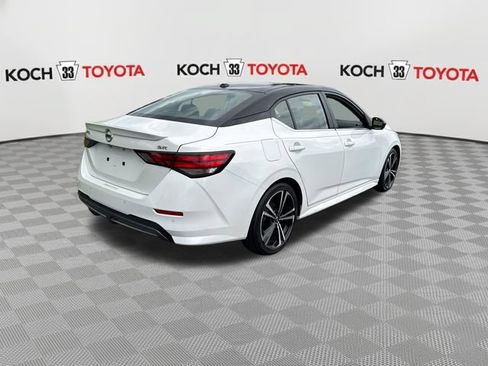 Used 2023 Nissan Sentra SR w/ SR Premium Package FWD image 8