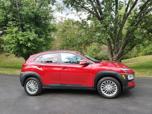 Used 2021 Hyundai Kona SEL w/ Cargo Package image 2