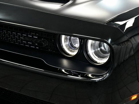 Used 2022 Dodge Challenger SRT Hellcat w/ Plus Package image 67