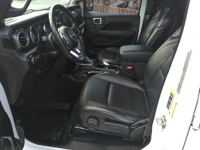 Certified 2020 Jeep Wrangler Unlimited Sahara AWD/4WD image 17