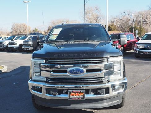 Used 2019 Ford F250 Lariat w/ Lariat Ultimate Package image 2