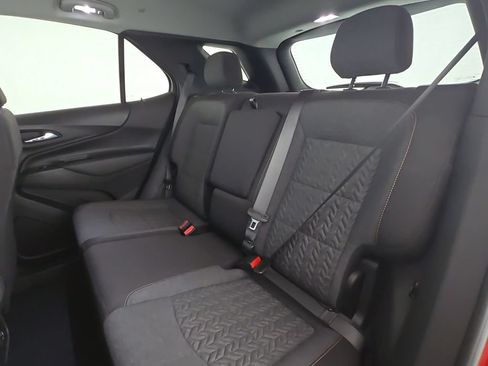 Used 2024 Chevrolet Equinox LT FWD image 29