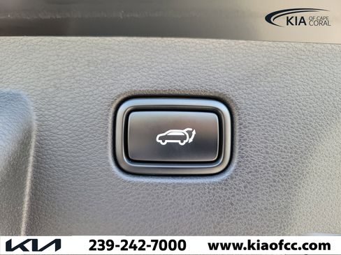 Certified 2025 Kia Sportage EX w/ Premium Package image 12