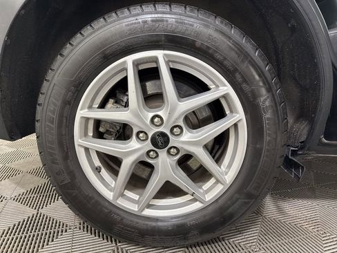 Used 2024 Ford Edge SEL w/ Convenience Package image 12