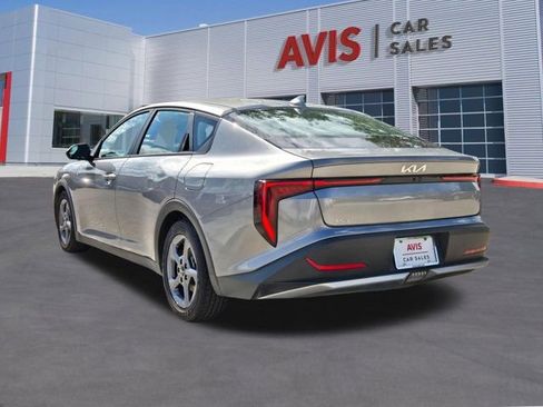 Used 2025 Kia K4 LXS image 10