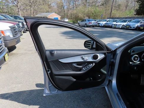 Used 2015 Mercedes-Benz C 300 Sedan image 15