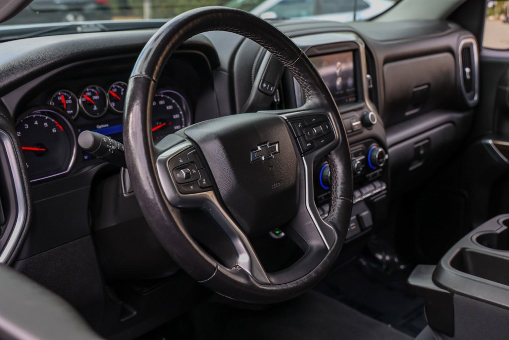 Used 2022 Chevrolet Silverado 1500 RST w/ Safety Package AWD/4WD image 15