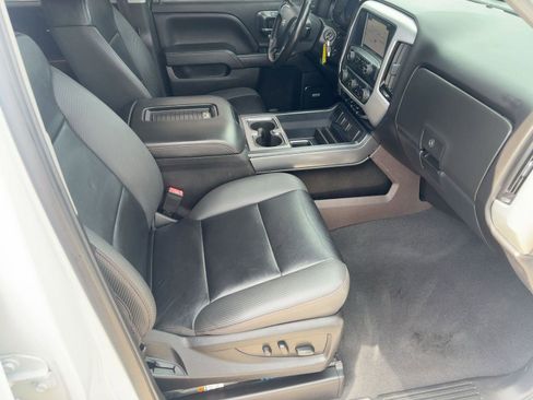 Used 2018 Chevrolet Silverado 1500 LTZ w/ Texas Edition image 29