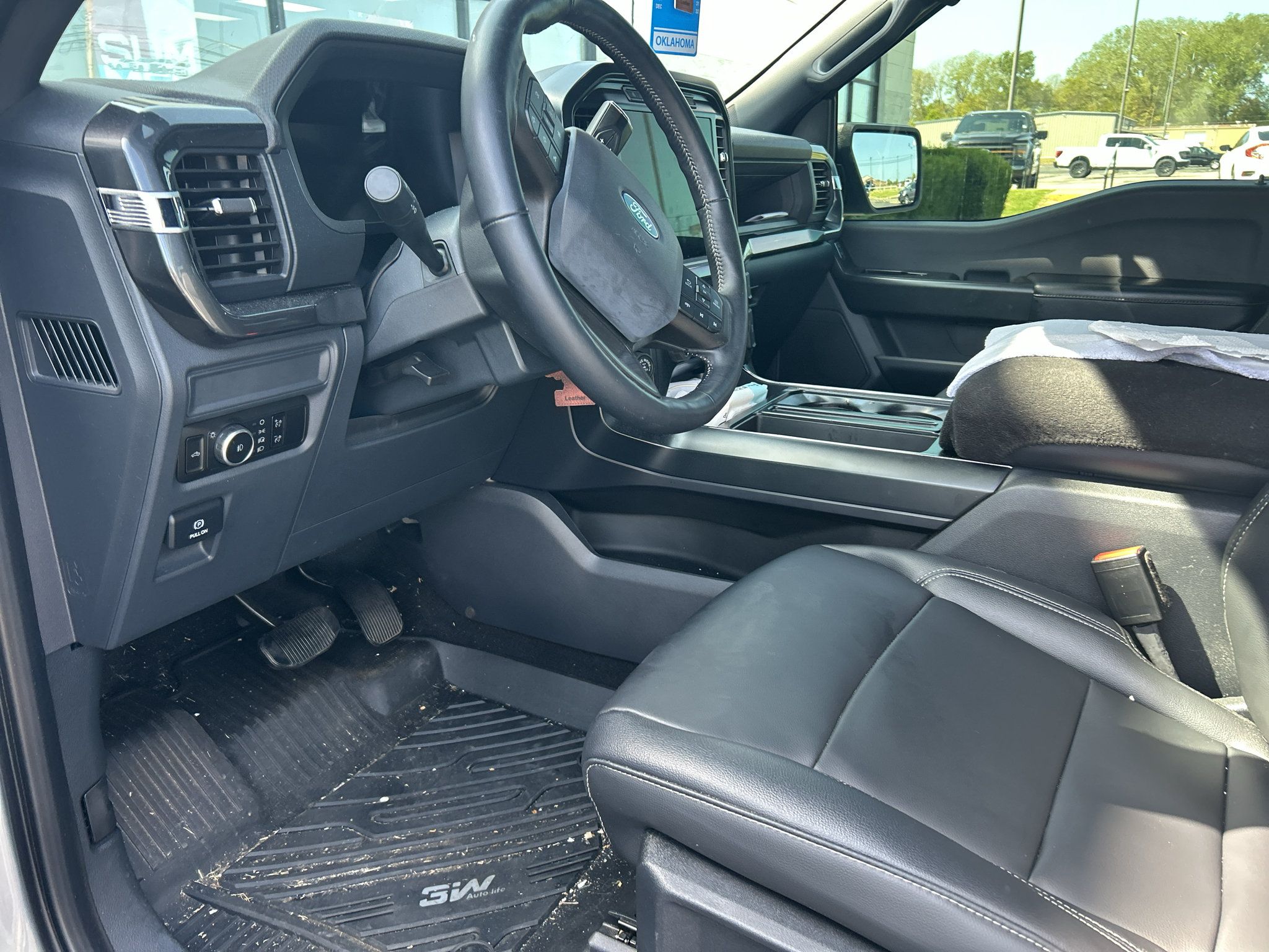 Used 2024 Ford F150 STX AWD/4WD image 5