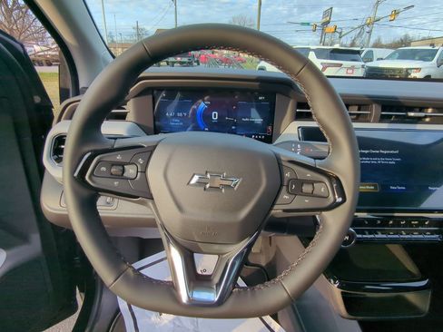 New 2027 Chevrolet Bolt LT image 11