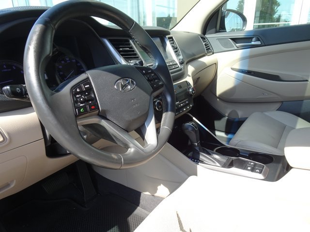 Used 2017 Hyundai Tucson Limited w/ Limited Ultimate Package 03 FWD image 11