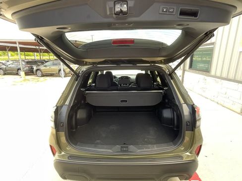 Used 2026 Subaru Forester Premium AWD/4WD image 12