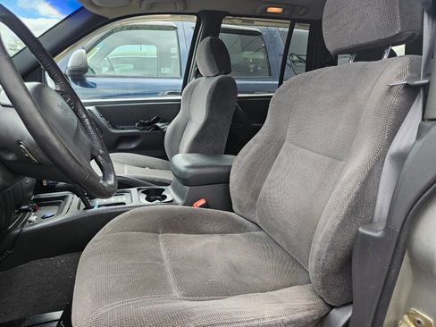 Used 2000 Jeep Grand Cherokee Laredo AWD/4WD image 3