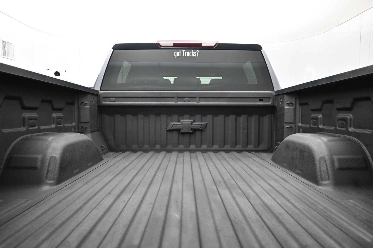 Used 2021 Chevrolet Silverado 1500 LT Trail Boss w/ Bed Protection Package AWD/4WD image 7