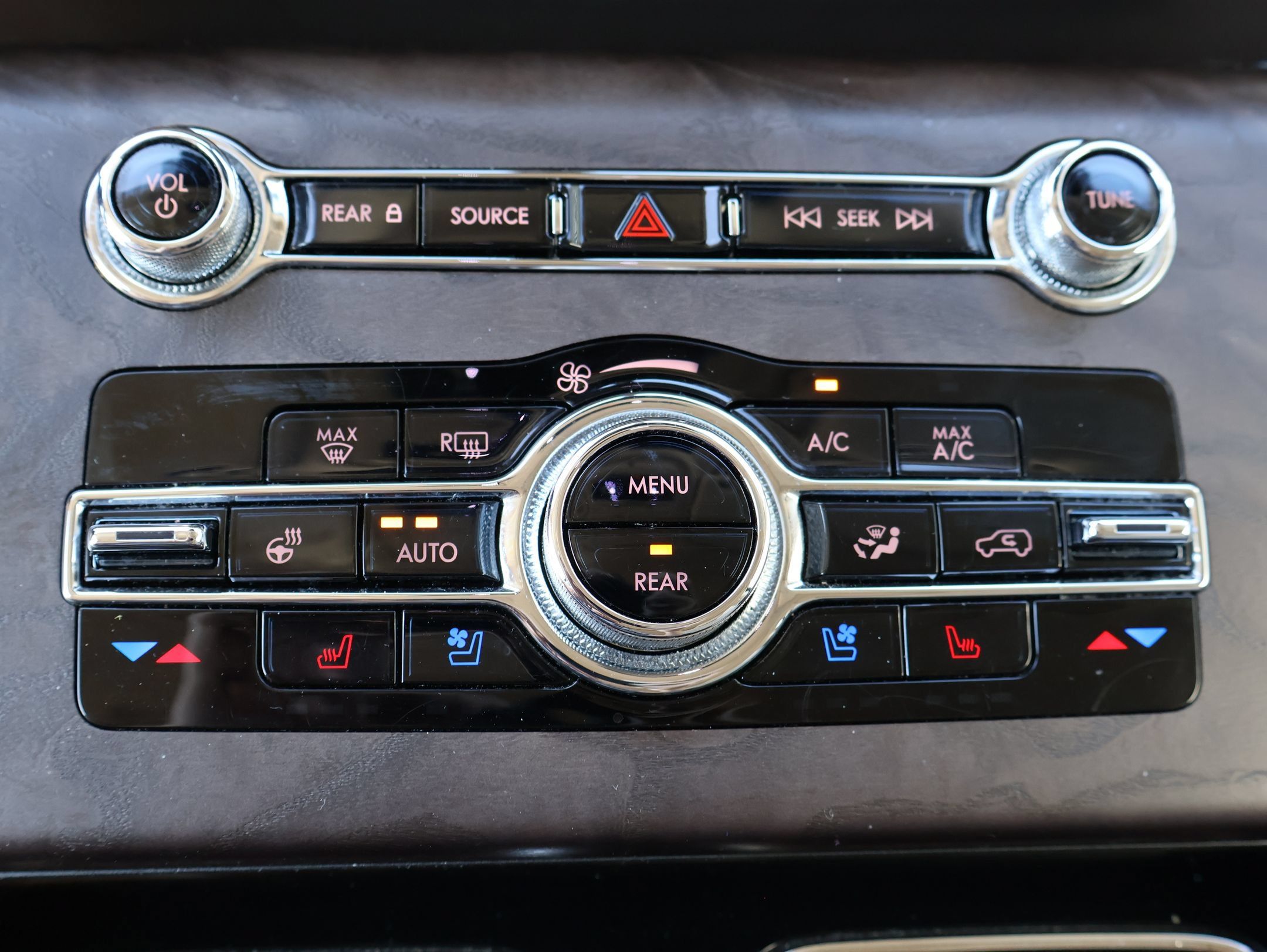 Used 2023 Lincoln Aviator Reserve w/ Equipment Group 201A AWD/4WD image 25