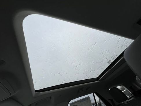 New 2026 Ford Explorer Active w/ Active Comfort Package image 18