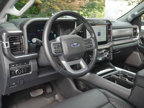 Certified 2024 Ford F350 Lariat w/ Lariat Ultimate Package AWD/4WD image 4