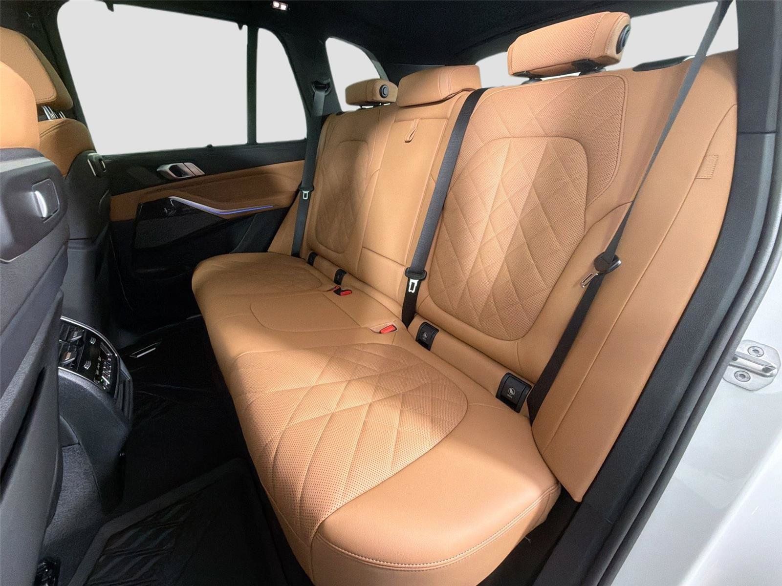 New 2026 BMW X5 xDrive50e AWD/4WD image 23